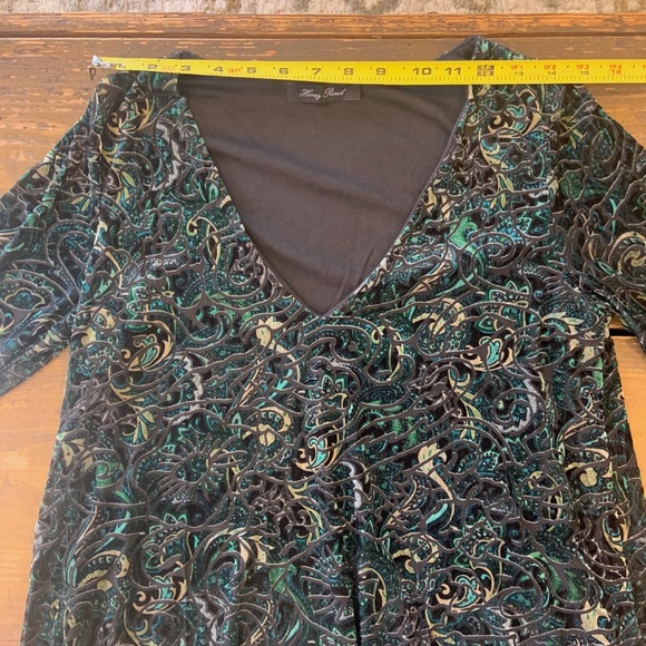 Green Velvet Long Sleeve Mini Dress - Picture 7 of 8